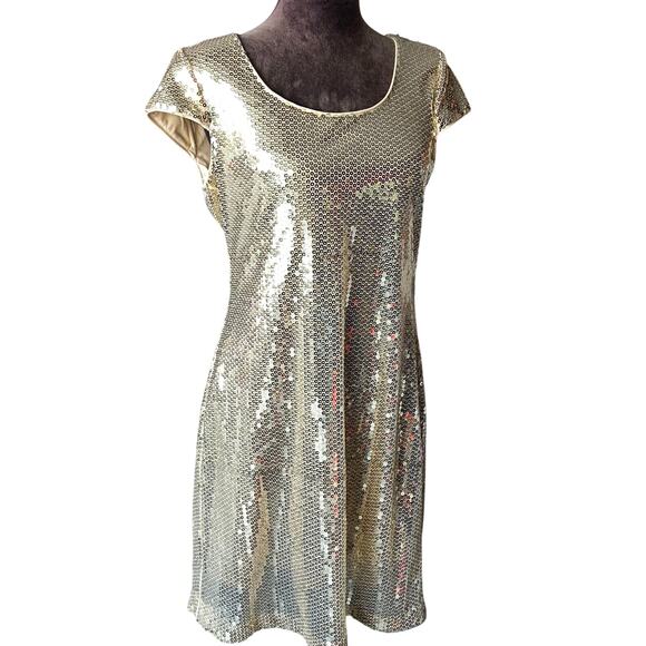 Scarlett Nite Dresses & Skirts - NWT Scarlett Nite Cap Sleeve Sequin Party Dress Sz 8